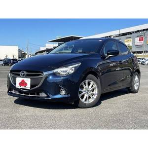 Mazda Demio Mazda2 13S 2014, Volante a la Derecha, Gasolina, Hatchback - Product Image 1