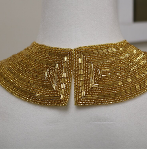 Collier tendance à perles dorées à coudre, applique de col, collier bib à perles métalliques dorées, bandana à franges perlées - Product Image 2