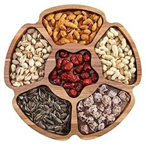 Bandeja de madera para servir hecha a mano Maravilloso diseño en forma de corazón para aperitivos Frutas secas Patrón floral para catering-en venta - Product Image 4