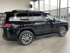 LandCruiser 2025 SUV 300 Automático con Volante a la Derecha, Volante a la Izquierda, EN VENTA - Product Image 4