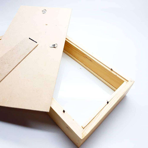 Marco de Fotos de Madera de Color Natural con Material de Vidrio para Decoración del Hogar - Product Image 4