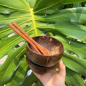 100% Ensemble de bols en noix de coco polie naturelle Ustensiles de cuisine écologiques avec logo personnalisé Artisanat à bas quantité minimale de commande Vietnam, y compris cuillère fourchette - Product Image 3