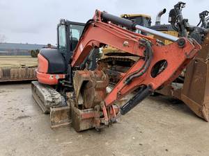Miniexcavadora Kubota U55-4 2017: Potencia compacta de 5 toneladas con giro de cola compacto e hidráulica robusta - Product Image 3