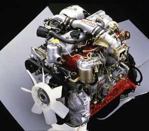 Conjunto de motor de gasolina reconstruido Land Cruiser 3F-E con bloque de cilindros, pistones y kit de bloque largo para el mercado de exportación - Product Image 4