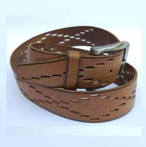 Cinturones de cuero de grado genuino con varios colores y cinturones de diseño personalizado disponibles para la venta por exportadores indios - Product Image 3