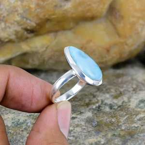 แหวนเวอร์เมิลเงินสเตอร์ลิง925ทำด้วยมือดีไซน์คลาสสิกที่ไม่เหมือนใครพร้อมตัวเรือนอัญมณีลาริมาร์ธรรมชาติ - Product Image 3