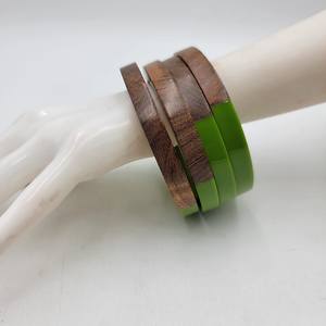 Bracelets en résine époxy bois de qualité exceptionnelle, bracelets indiens de créateurs pour femmes, souvenir nautique parfait, MEHAK IMPEX - Product Image 3