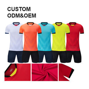 Vente flash PUFFIN SPORTS Ensemble de maillot de football rétro unisexe personnalisé avec nom respirant léger à séchage rapide Impression de logo personnalisé - Product Image 4