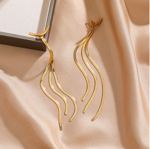 Lady's Elegant Gold-Plated Long Drop Earrings Fashionable Accessory - Product Image 3