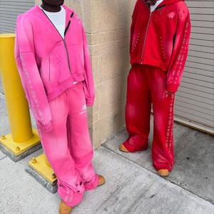 Ensemble de survêtement personnalisé en coton délavé avec pantalon de survêtement court et sweat à capuche zippé - Product Image 2