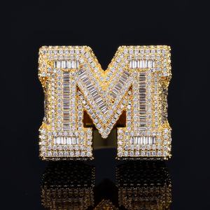 Bague Hip Hop personnalisable pour homme en argent sterling 925 avec diamant rond et taille baguette pour les mariages - Product Image 1