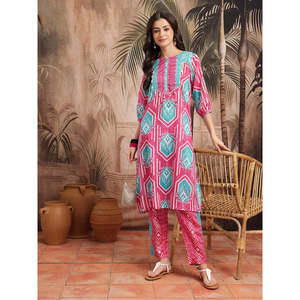 ชุดคุร์ตาแขนสามส่วนพิมพ์ลายสีชมพูสำหรับผู้หญิงสำหรับฤดูใบไม้ผลิ/ฤดูร้อน - Product Image 1