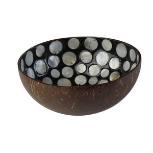 Bol en bois rustique Wabi-Sabi, fait main au Vietnam, écologique, naturel, poli, idéal pour servir des collations, des salades, des fruits, du riz à la maison - Product Image 2