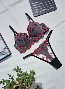 Ensemble de soutien-gorge à armatures brodé de fleurs romantiques avec culotte string push-up à bonnets couvrants pour femme, couleur bleue, fabriqué en Turquie op170 - Product Image 5