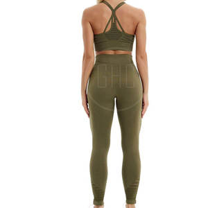 Ensemble de yoga pour femmes grande taille à prix avantageux, logo sur le devant, séchage rapide, respirant, spandex, polyester, ensemble 2 pièces, vente en gros - Product Image 4