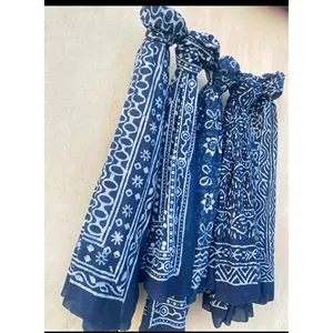Lot de 5 foulards imprimés à la main pour couvrir les maillots de bain - Product Image 3