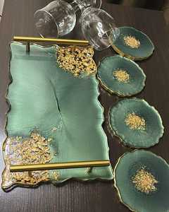 Bandeja de Servicio y Almacenamiento de Resina Hecha a Mano de Calidad Superior, Diseño Artesanal Atemporal, Pintada a Mano para Decoración de Mesa - Product Image 5