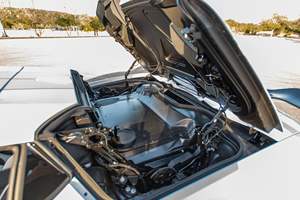 Corvette Z06 Convertible 2023 Edición 70 Aniversario, Paquete de Rendimiento Z07, Paquete Aerodinámico de Fibra de Carbono Visible, Exclusivo - Product Image 6