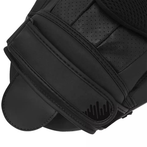 Gants de boxe professionnels noirs 8oz pour enfants coussinets d'entraînement en cuir PU respirants absorbant les chocs - Product Image 4
