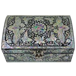 Caja Organizadora de Joyería de Madera de Lujo Moderna Hecha a Mano con Incrustaciones de Madreperla y Patrón Floral Grabado, Personalizable - Product Image 5