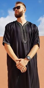 IMPRESIONANTE DISEÑO DE BORDADO EN THOBE NEGRO PARA HOMBRES CON CUENTAS DE CRISTAL EMBELLECEDADAS, TRABAJO RESHAM PARA USO DIARIO = 2024 - Product Image 2