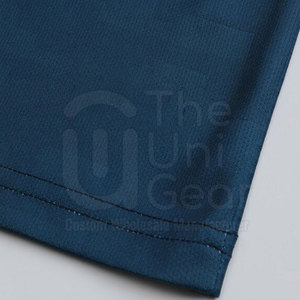 Ensembles d'uniformes de football sur mesure pour hommes Nouveau style de kit de football Vêtements de sport fabriqués en usine au Pakistan - Product Image 3