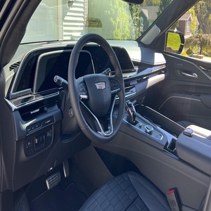 ¡Oferta Imperdible! Cadillac Escalade V 2023 Súper Limpio, Motor V8 Supercargado de 682hp, Tracción en las Cuatro Ruedas, Visión Nocturna, Automático de 10 Velocidades, Sedán de Lujo - Product Image 3