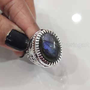 Vente en gros de bagues pour hommes en Labradorite de feu bleu naturel, pierres précieuses, pierres de naissance, toutes tailles, bijoux arabes fins, bagues en argent sterling 925 - Product Image 3