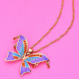 สร้อยคอผีเสื้อ Medsor Exquisite ประดับด้วยคิวบิกเซอร์โคเนียหลากสีสัน ดีไซน์เรขาคณิต วัสดุโลหะผสมและทองเหลือง เหมาะสำหรับเป็นของขวัญ สร้อยแบบกล่องทันสมัย - Product Image 1