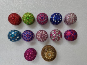 Boîtes à pilules à bijoux en bois faites à la main de forme ronde Tailles personnalisées Style d'imitation antique pour les mariages et les cadeaux - Product Image 6