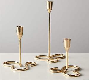 Nouveauté : Porte-bougie en aluminium doré pour table, personnalisable pour la décoration de la maison et des mariages, écologique et durable. - Product Image 2