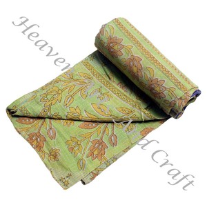 Colcha Kantha India 100% Algodón, Vintage, Reversible, Cosida a Mano, Manta Pesada, Colcha de Retazos de Sari Antiguo - Product Image 5