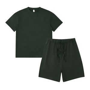 ชุดลำลองผู้ชายแบบสั้น ออกแบบมาเพื่อความสบายในฤดูร้อนด้วยผ้าระบายอากาศดี ทรงโอเวอร์ไซส์ ไหล่ตก - Product Image 6