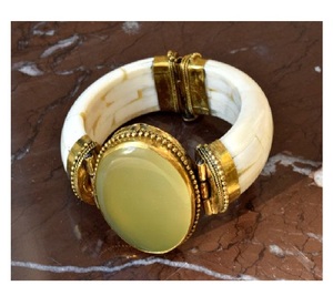Bracelet de manchette en os fait main vintage Bracelet en os élégant avec bracelet en laiton et os pour la vente en gros de l'Inde - Product Image 1