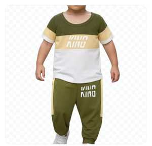 คอกลมผ้าถักโพลีเอสเตอร์ยืดเล็กน้อยพิมพ์ลายแขนปกติแขนสั้นสำหรับเด็กชายและเด็กหญิง - Product Image 3