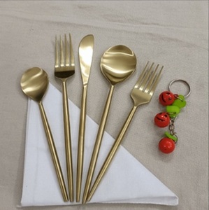 Juego de servidor de ensalada de acero inoxidable dorado martillado, 2 piezas, cubiertos, cuchara y tenedor, herramientas elegantes para servir, buffet, comedor, cocina, boda - Product Image 3
