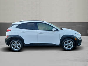 Hyundai Kona SEL AWD 2023 d'occasion - Prêt à être expédié (conduite à gauche/droite) - Product Image 2