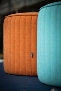 Cubierta de tela de marco de madera contrachapada de pino otomano Uso de oficina en casa Verti personalizable moderno cómodo densidad de espuma hecho Vietnam - Product Image 3