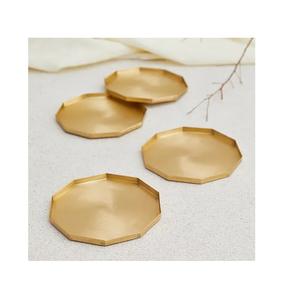 Design laiton doux plateau de service forme hexagonale simple plaque de chocolat en laiton doré à bas prix - Product Image 1