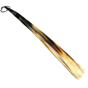 Cuerno de zapatos para invitados, soporte de cuero sostenible, cucharilla, calzador de madera y cuero de tradnary, regalos de boda - Product Image 1