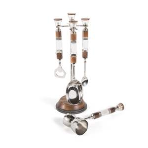 Ensemble d'outils de bar en métal au fini élégant pour un intérieur de bar moderne offrant un style et une fonctionnalité équilibrés - Product Image 5