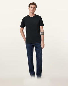 T-shirt à usage quotidien pour hommes Fournisseur de tenues de streetwear personnalisées fournissant des vêtements de mode confortables pour l'approvisionnement en gros en vrac - Product Image 3