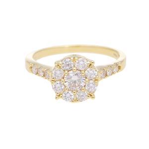 Anillo Clásico de Oro de 14K con Baño de Rodio, Diamantes Naturales en Racimo, Diseño Floral con Halo Redondo Brillante y Banda con Acentos de Diamantes Pavé - Product Image 4