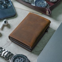 Portefeuille pop-up en cuir PU style vintage avec bouton coulissant, porte-cartes de visite à trois volets avec fenêtre d'identification pour homme – Grande Vente