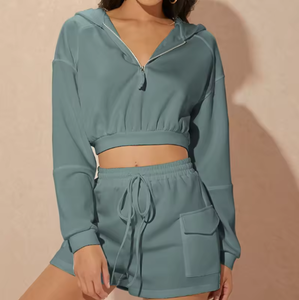 Conjunto de chándal personalizado de Invierno para mujer, vendedor de algodón, Sudadera de cuello redondo de gran tamaño y pantalones cortos para correr, conjuntos de chándal para mujer - Product Image 3