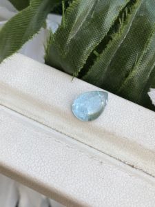 พลอยคาโมชอนทรงลูกแพร์พลอยอะความารีนธรรมชาติ2.14กะรัตมีความมันวาวน่าพิศวงอัญมณีทรงหลวมสำหรับการทำเครื่องประดับ - Product Image 3