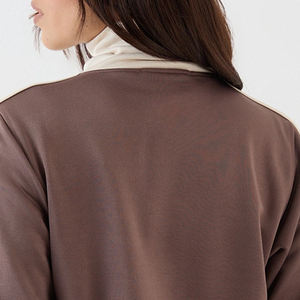 Sweat-shirt pour femmes de haute qualité avec design à blocs de couleur pour les acheteurs en gros, prix d'usine 2026 avec logo personnalisé et manches longues - Product Image 5