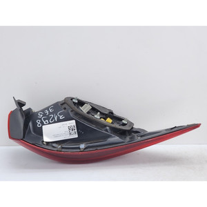 Feu arrière LED STOP droit MAZDA 3 Série BLF151150B S5Y5 (13>) - Product Image 6