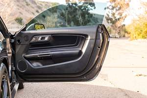 FORD MUSTANG GT COUPE PREMIUM 2020 D'OCCASION CÔTÉ GAUCHE/DROIT - Product Image 5