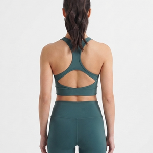 Sujetador deportivo OEM para mujer, sensación de segunda piel, diseño cruzado en la espalda, para correr, fitness y yoga, 2026 - Product Image 5